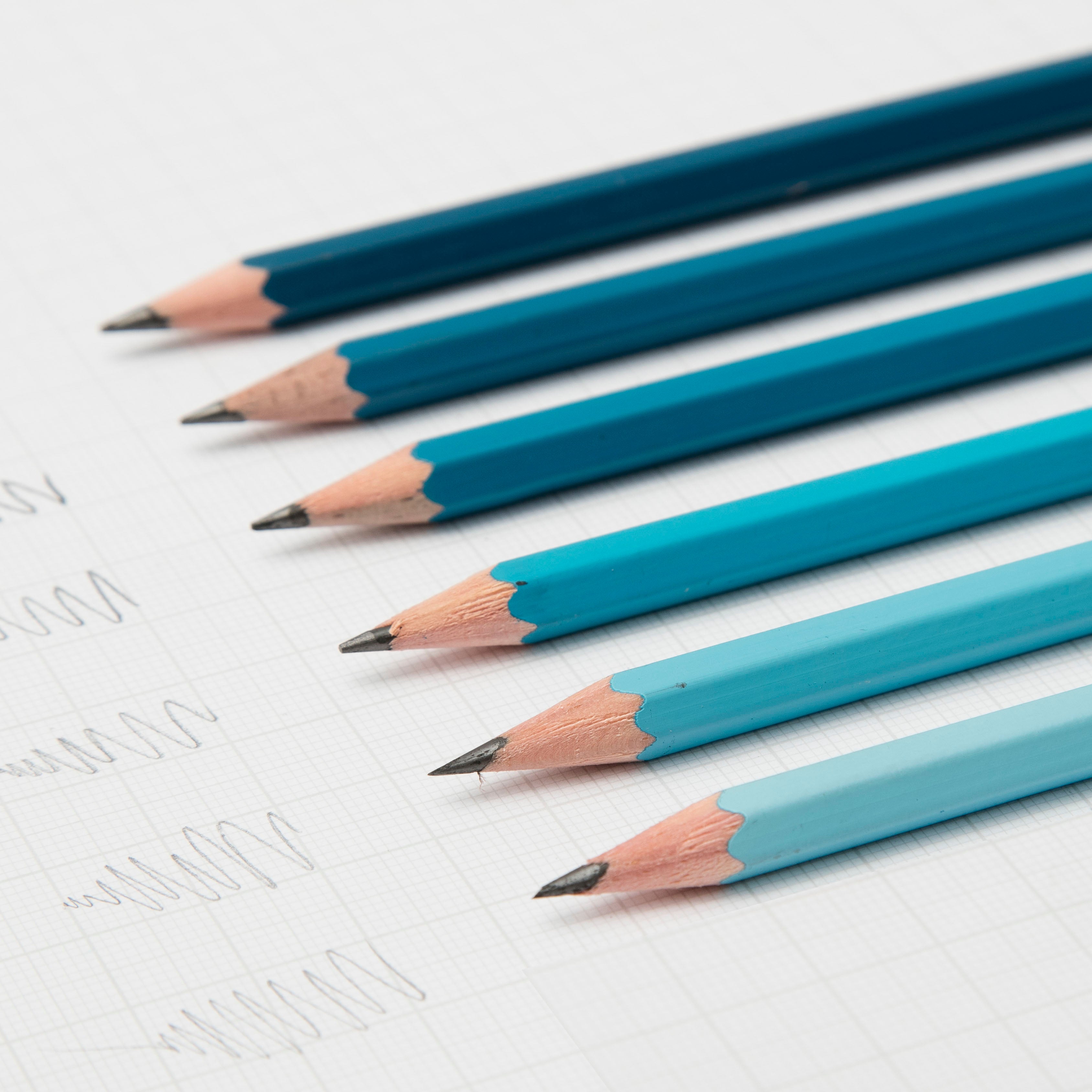 Gradient Sketching Pencils