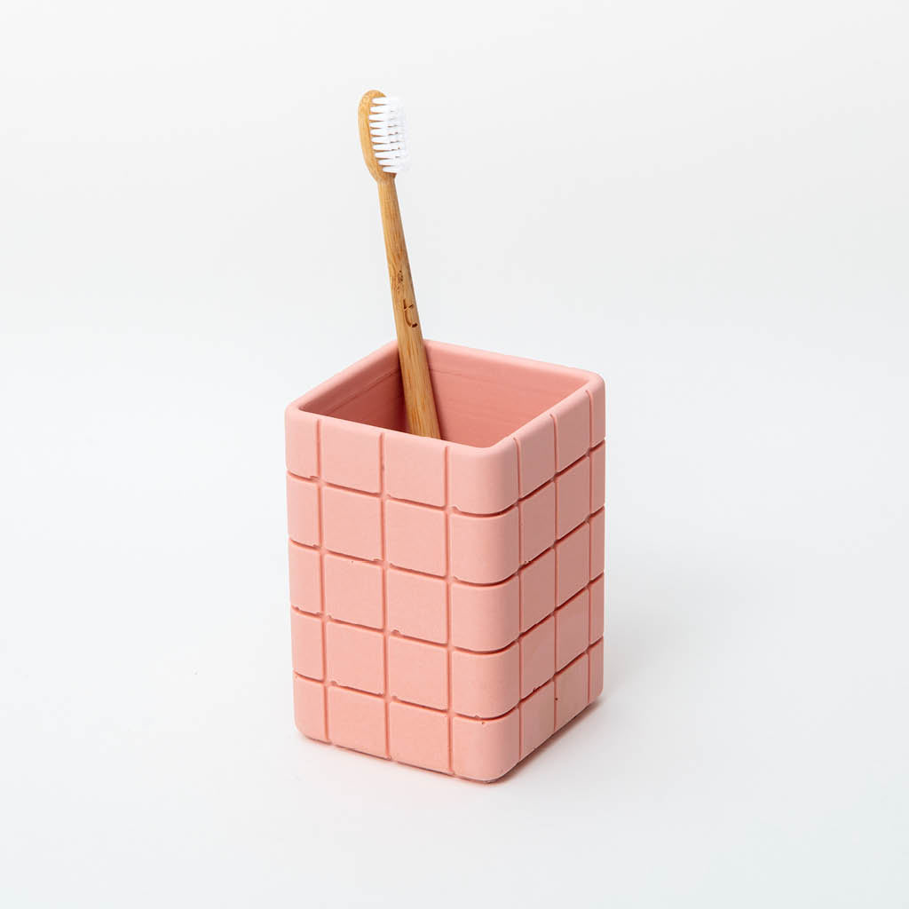 jesmonite toothbrush holder in pink