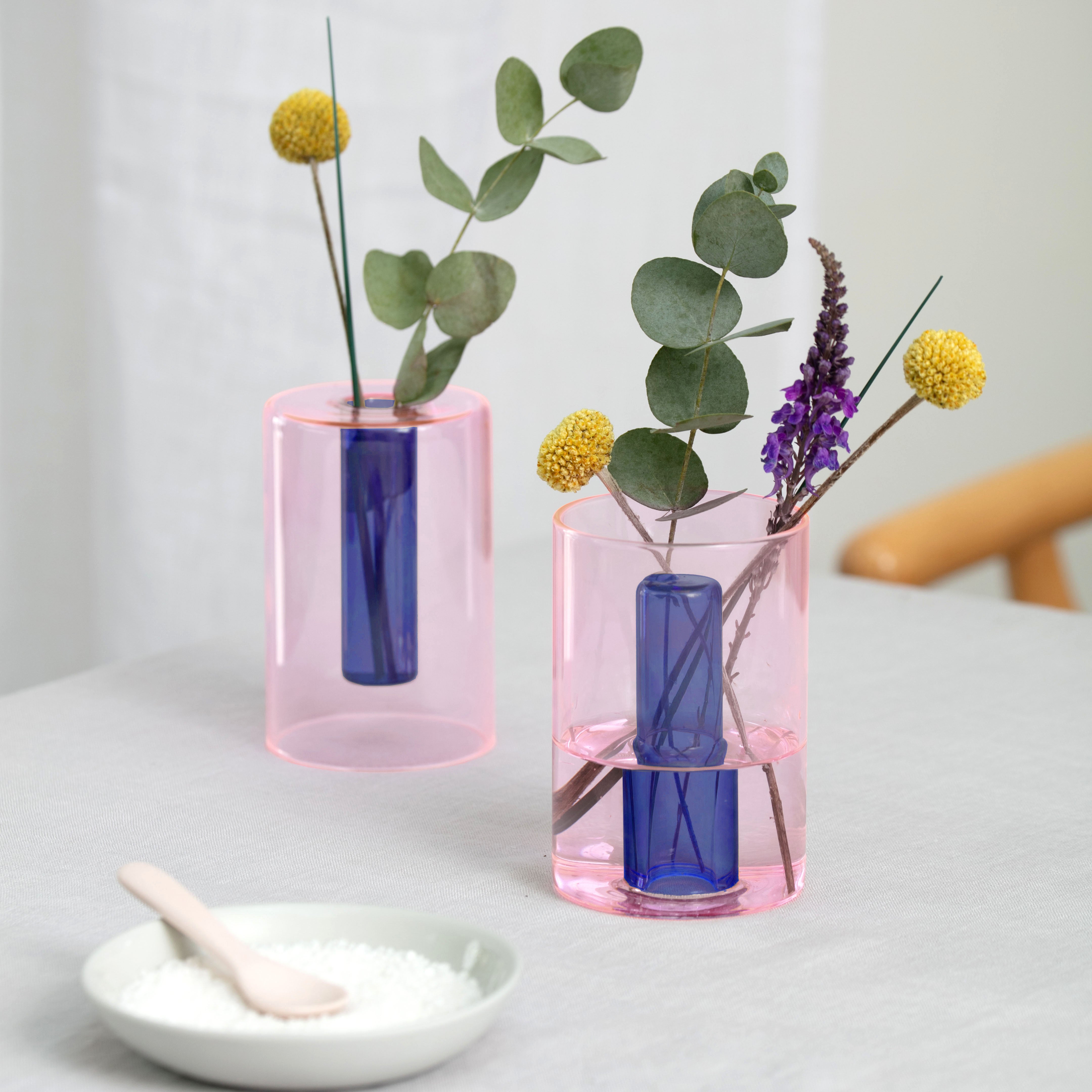Small Reversible Vase