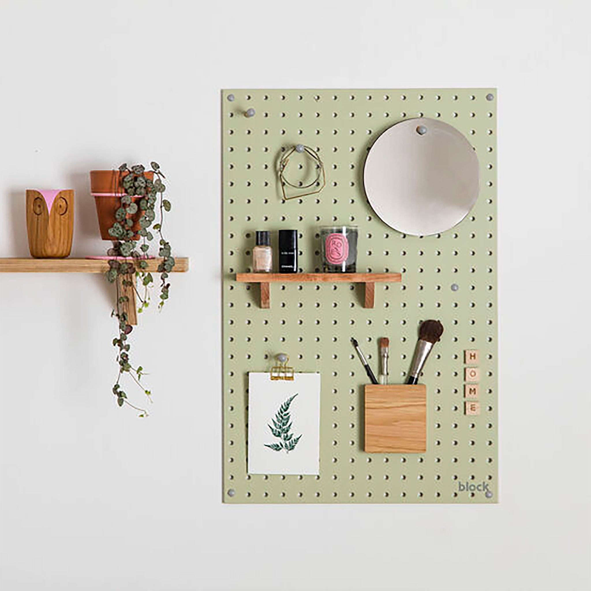 Wooden Pegboard Pen Holder